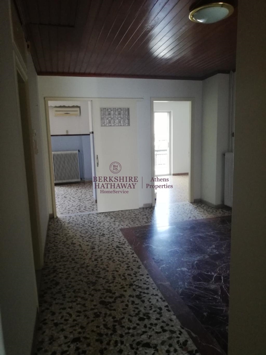 (For Sale) Residential Floor Apartment || Piraias/Korydallos - 119 Sq.m, 2 Bedrooms, 125.000€ 
