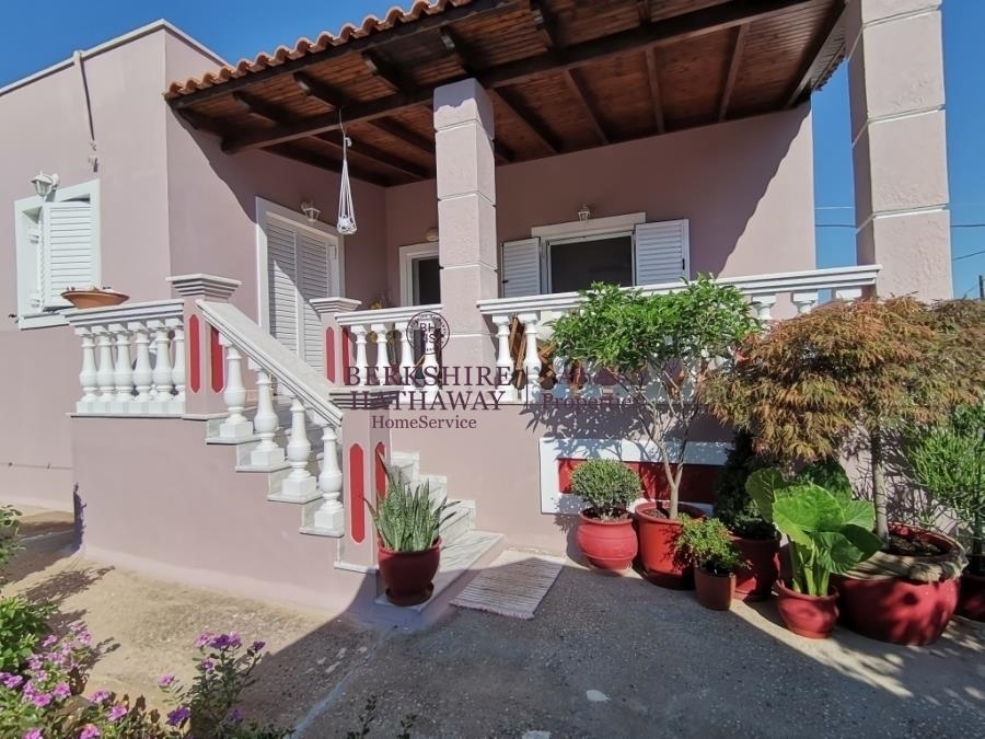Residential Detached house || Piraias/Salamina - 70 Sq.m, 2 Bedrooms, 300.000€ 