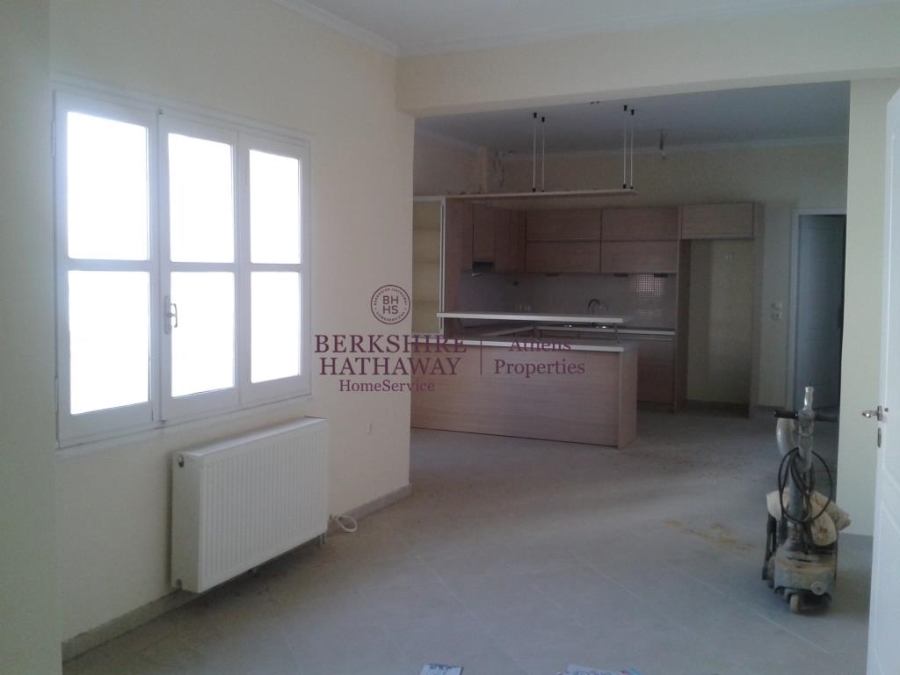  Residential Building || Athens Center/Athens - 750 Sq.m, 12 Bedrooms 